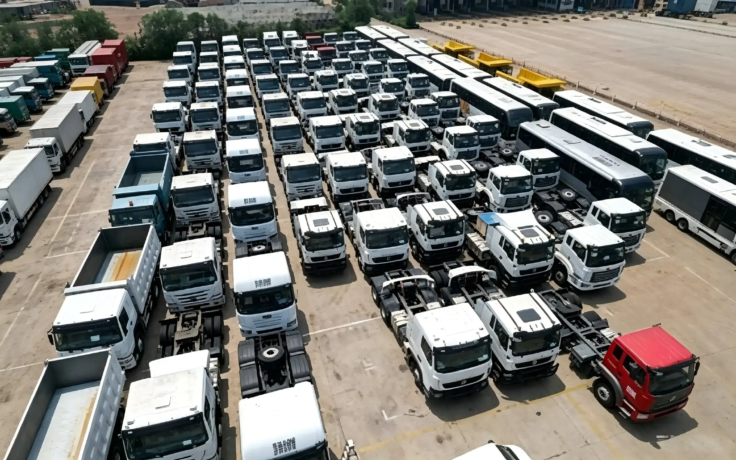 Commercial vehicle fleet prepared at the port for export