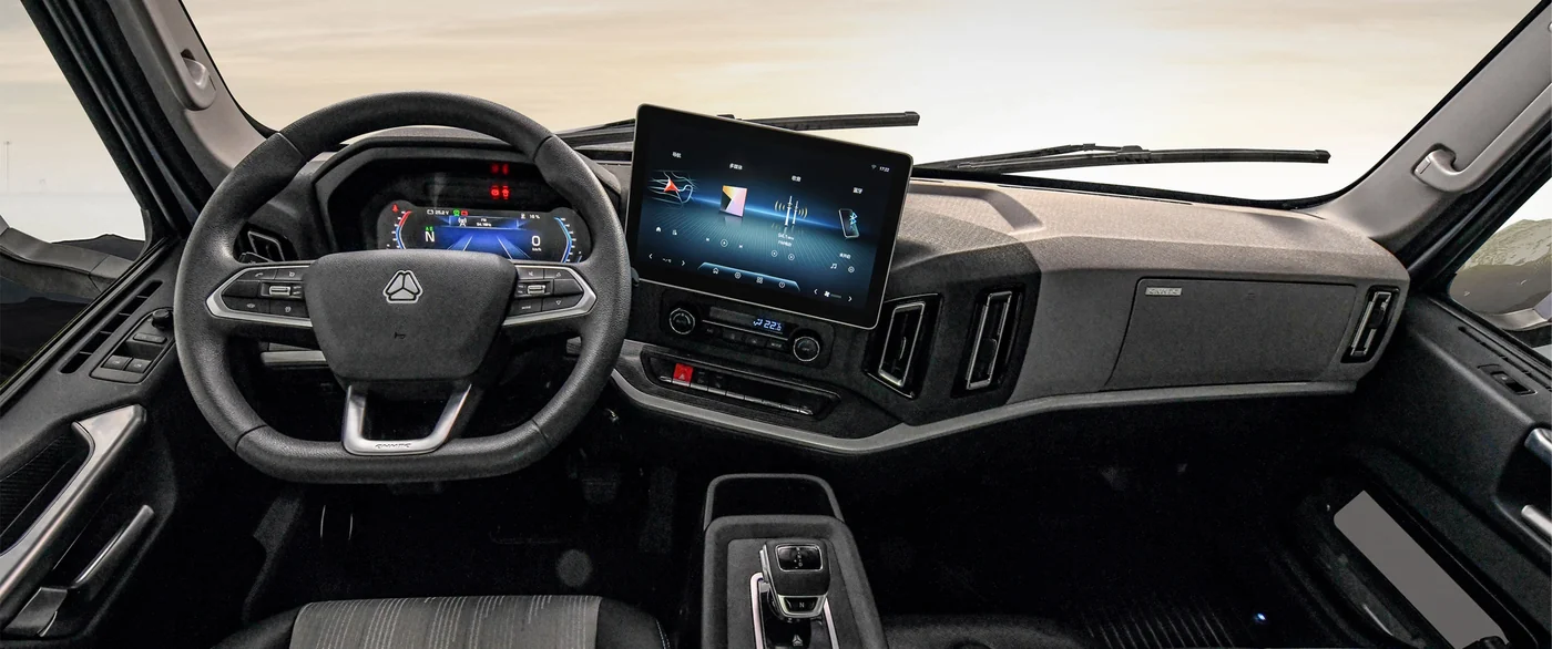 HOWO light-duty cab with ergonomic dashboard and seating